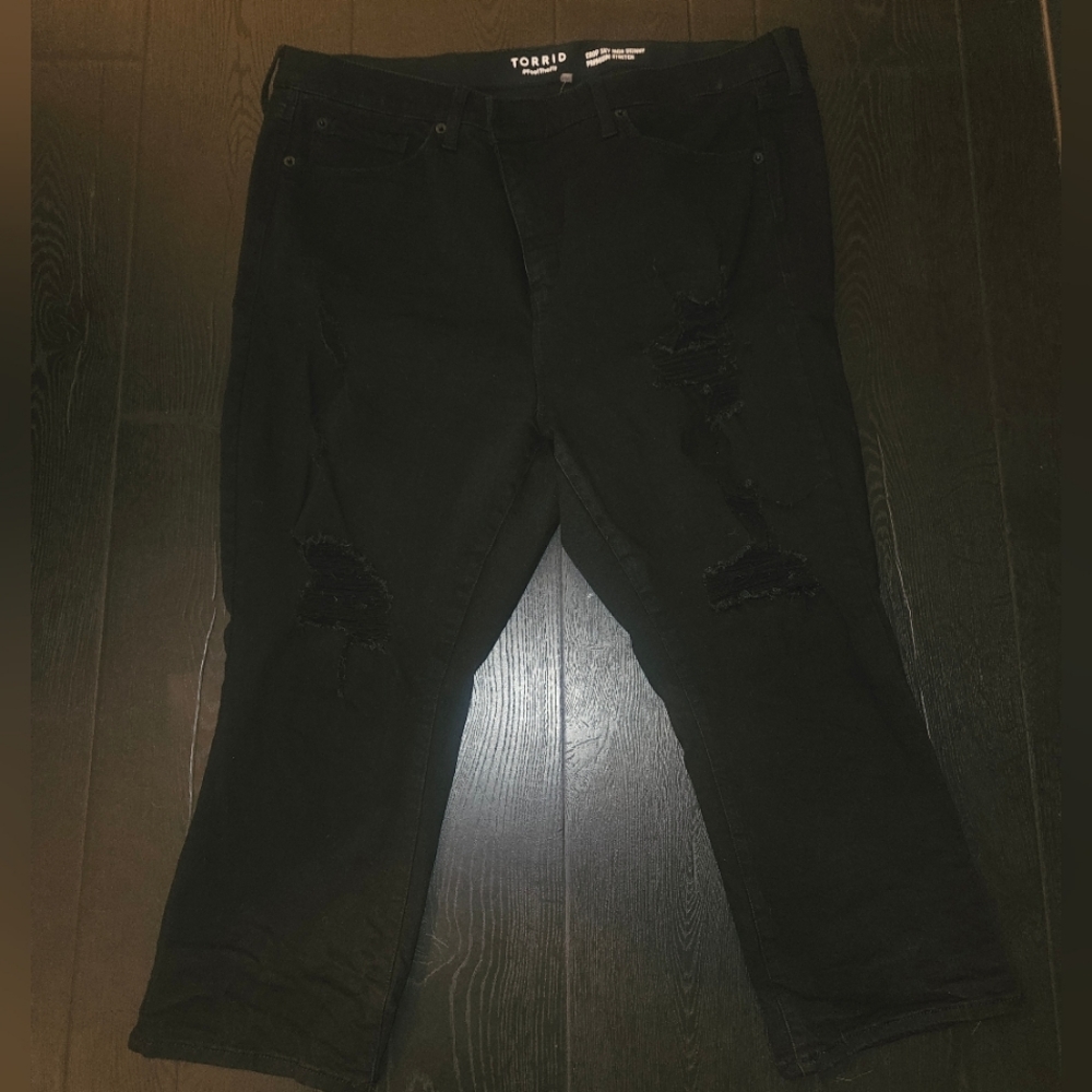 Torrid premium stretch crop Sky High skinny jeans size 20